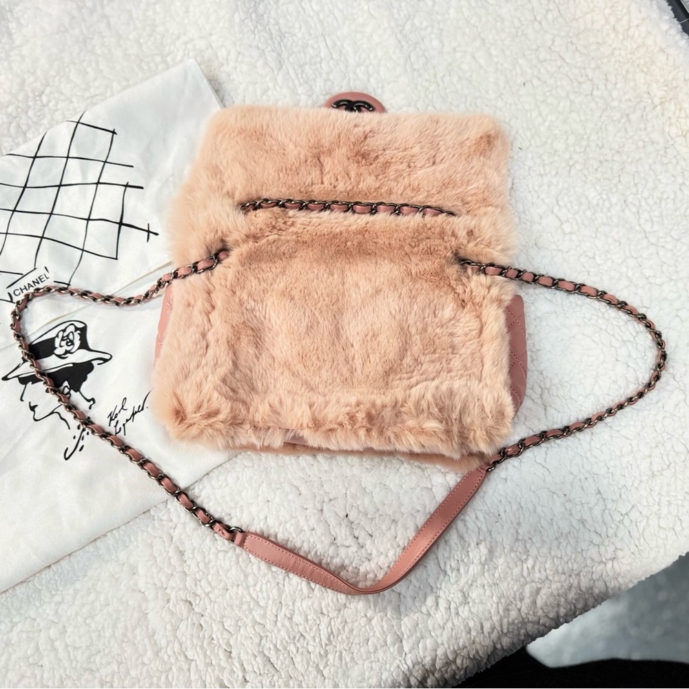 Chanel Crossbody Bag - Picture 6 of 14